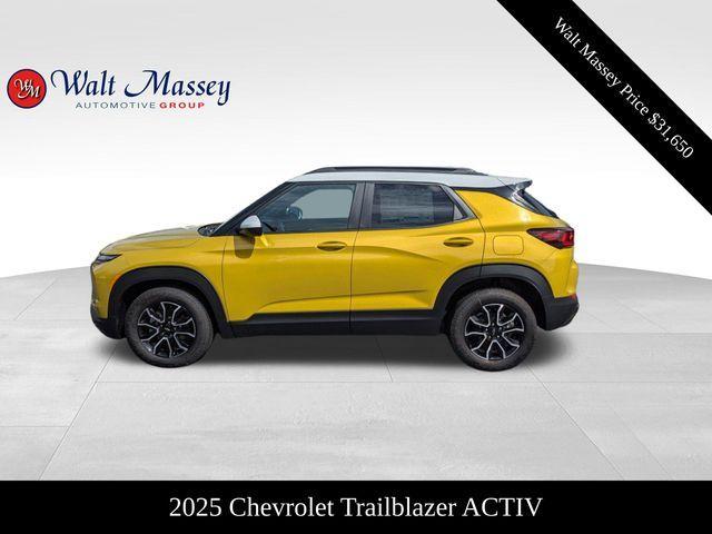 new 2025 Chevrolet TrailBlazer car, priced at $31,650