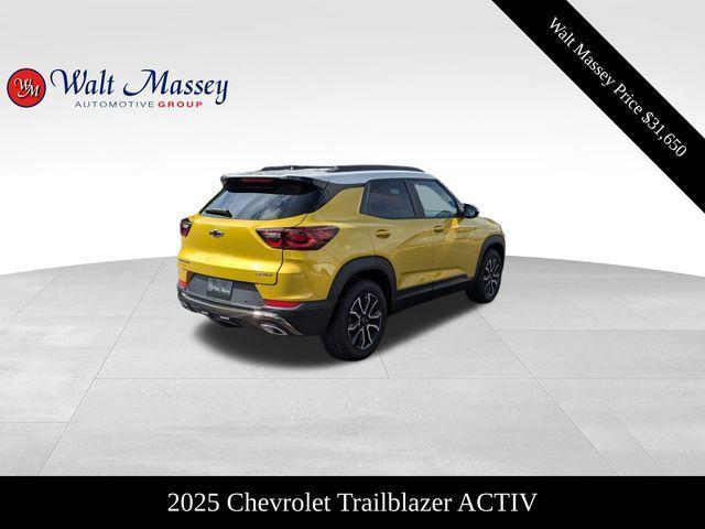 new 2025 Chevrolet TrailBlazer car, priced at $31,650