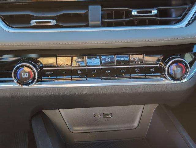 used 2025 Chevrolet Equinox car, priced at $28,999