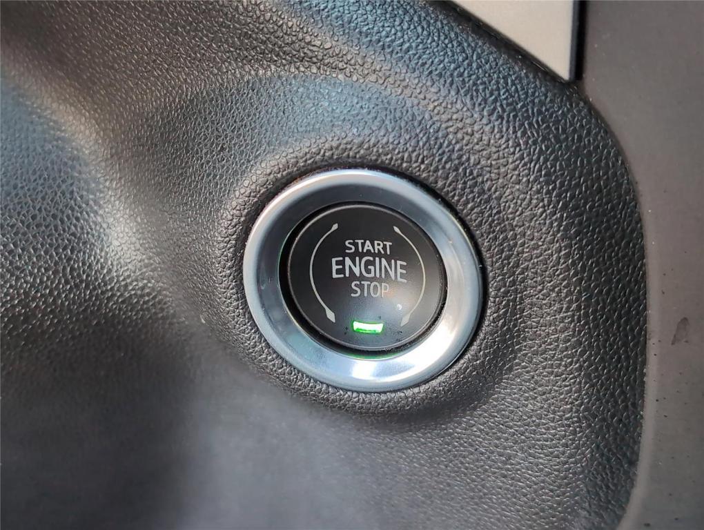 used 2021 Chevrolet Silverado 1500 car, priced at $38,999