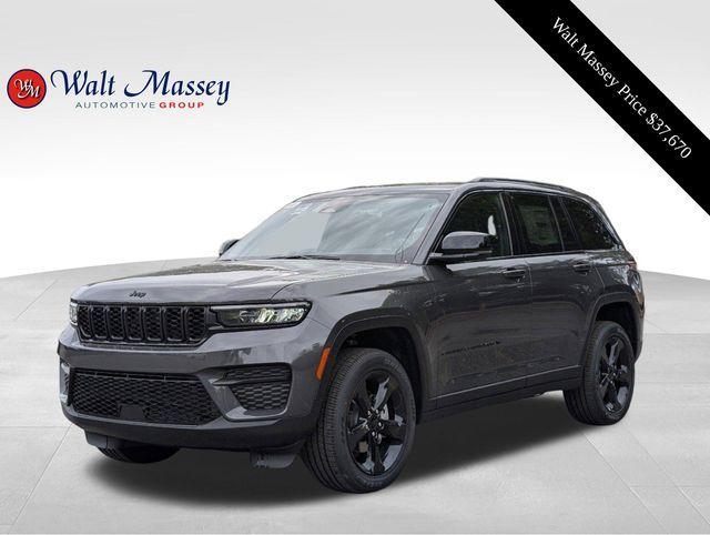 new 2024 Jeep Grand Cherokee car, priced at $37,670