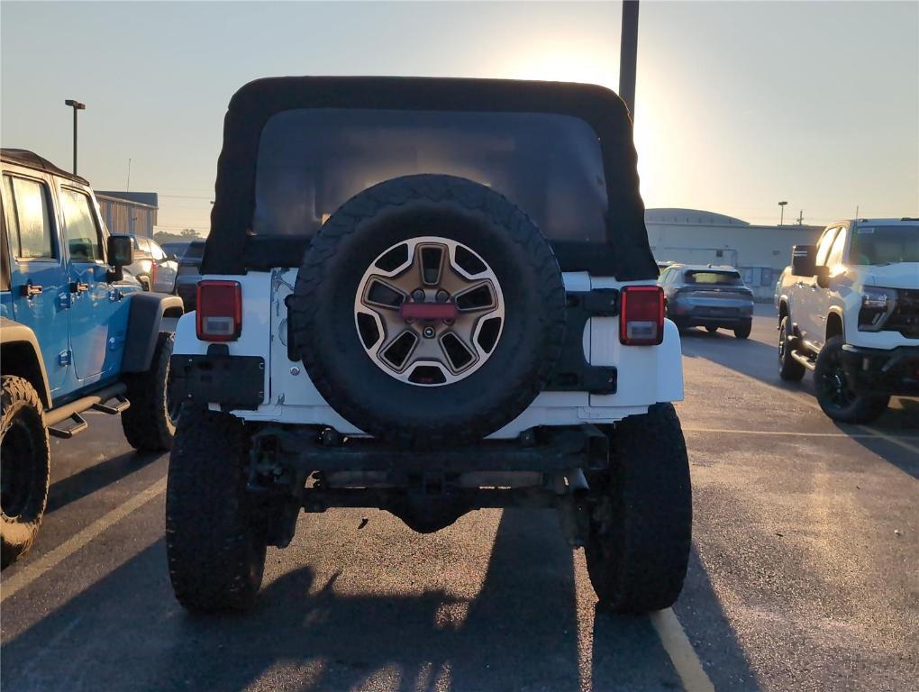 used 2010 Jeep Wrangler Unlimited car, priced at $13,550