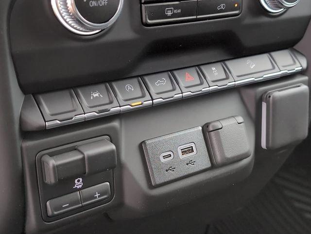 new 2025 GMC Sierra 1500 car, priced at $50,802