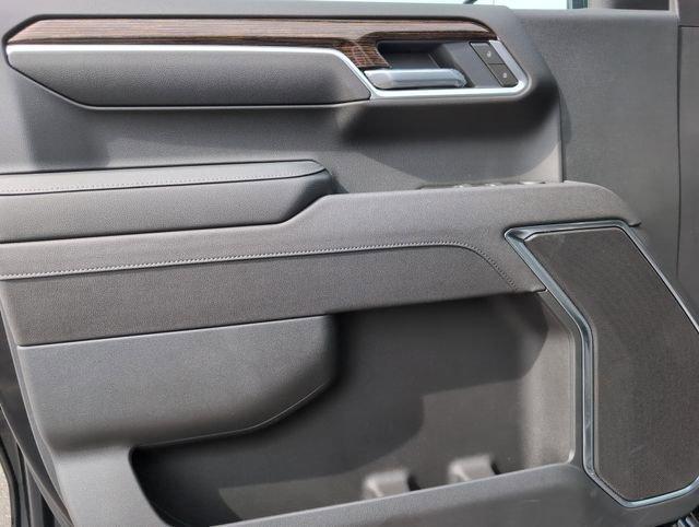 new 2025 GMC Sierra 1500 car, priced at $55,565