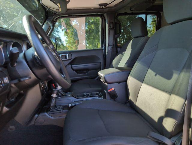 used 2023 Jeep Gladiator car, priced at $31,999