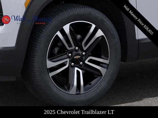 new 2025 Chevrolet TrailBlazer car, priced at $28,855