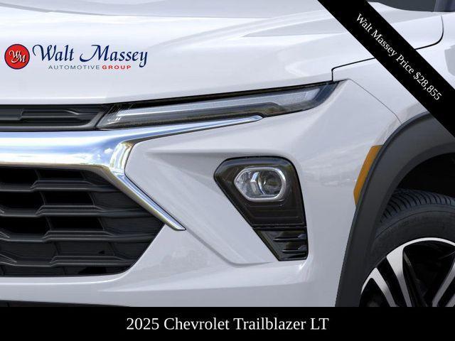 new 2025 Chevrolet TrailBlazer car, priced at $28,855