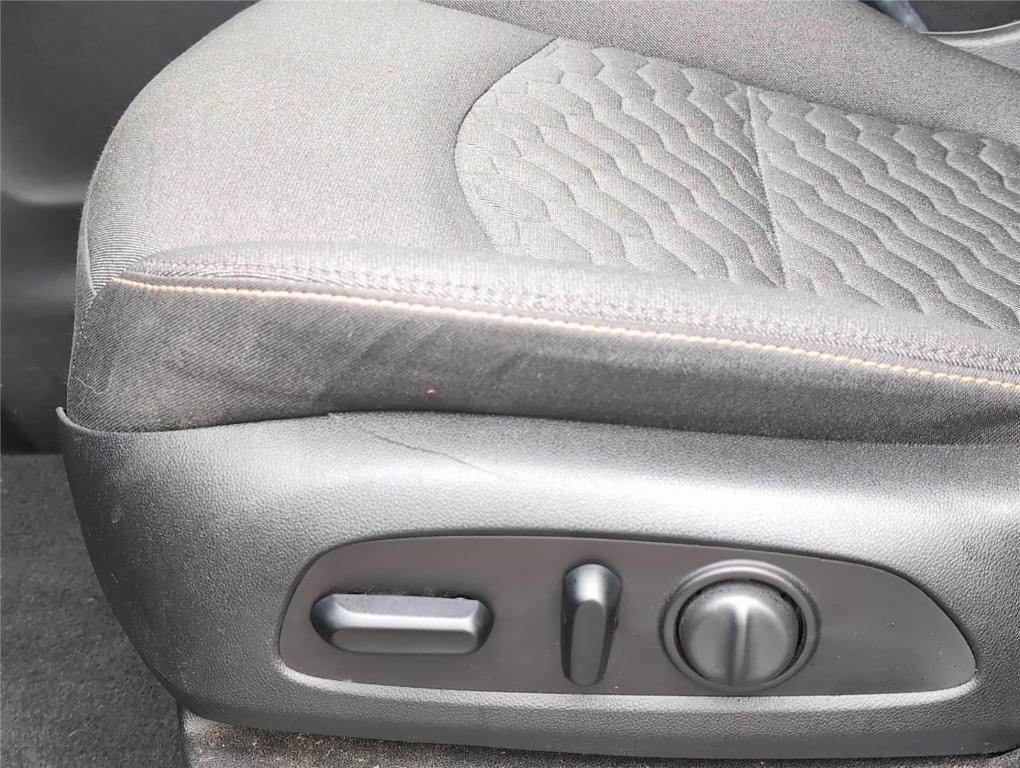 used 2020 Chevrolet Equinox car, priced at $13,799