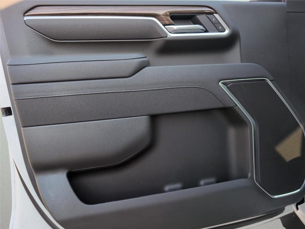 new 2026 Chevrolet Silverado 2500 car, priced at $71,110