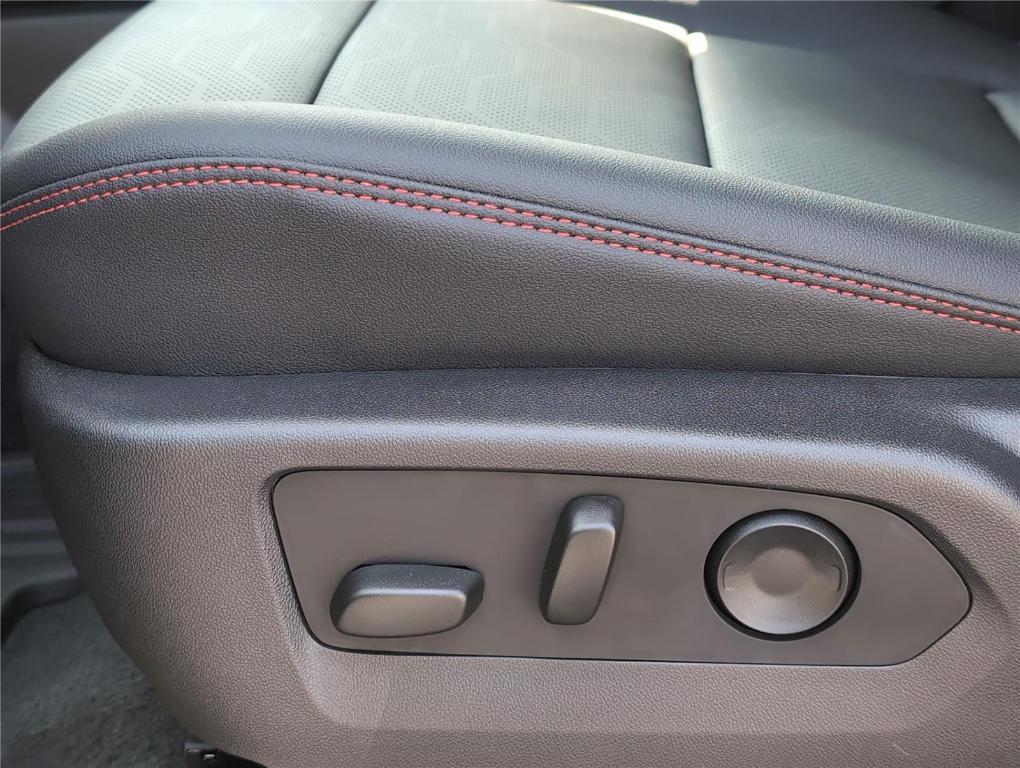 new 2025 Chevrolet Colorado car, priced at $44,351