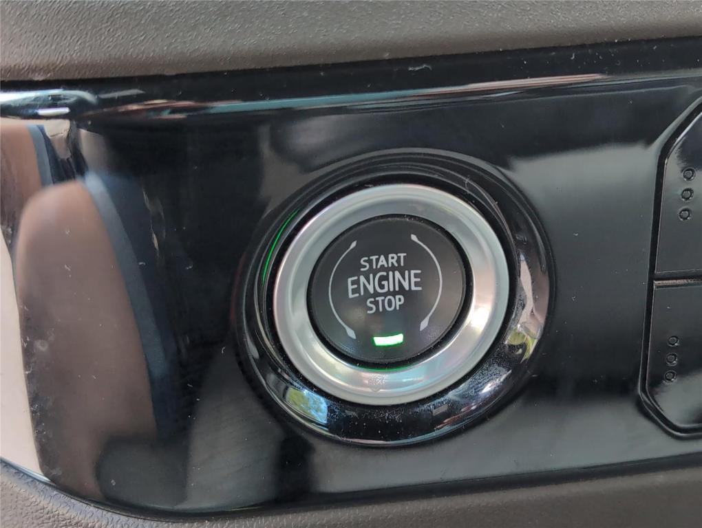 used 2024 GMC Sierra 1500 car, priced at $38,599