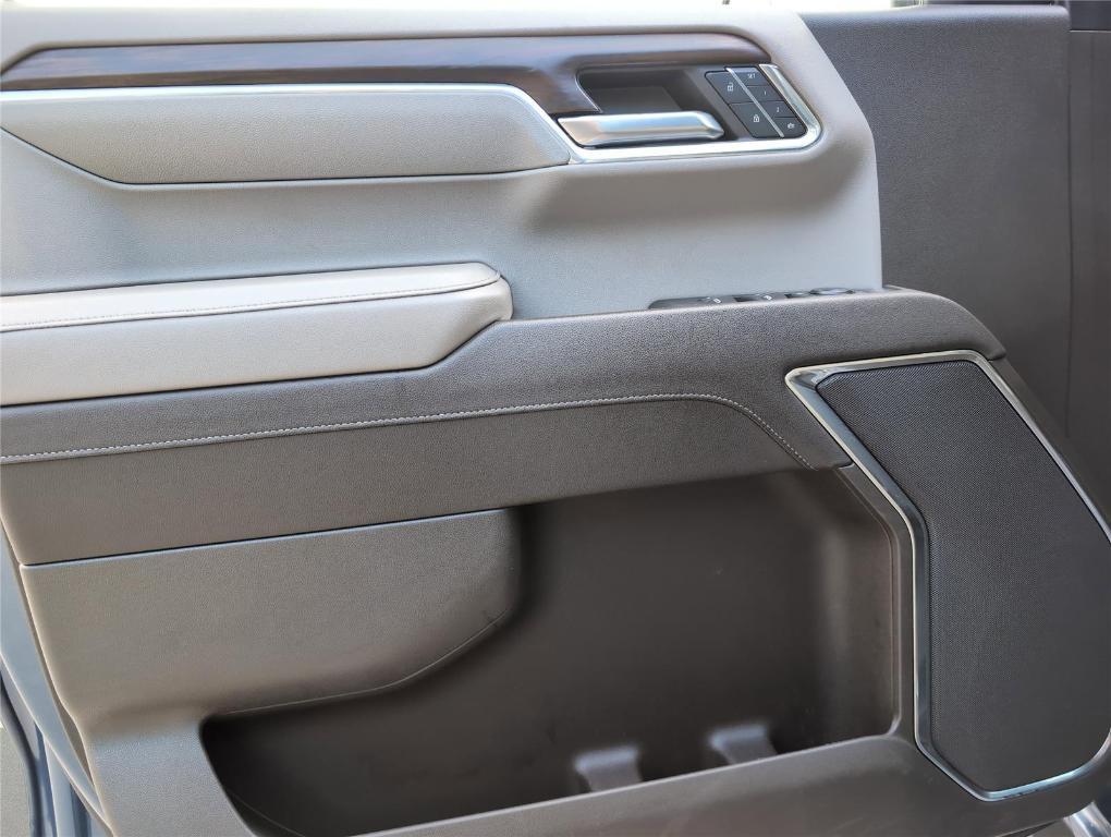 used 2024 GMC Sierra 1500 car, priced at $38,599