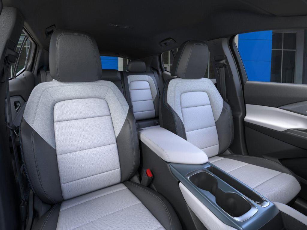 new 2025 Chevrolet Equinox EV car, priced at $38,454