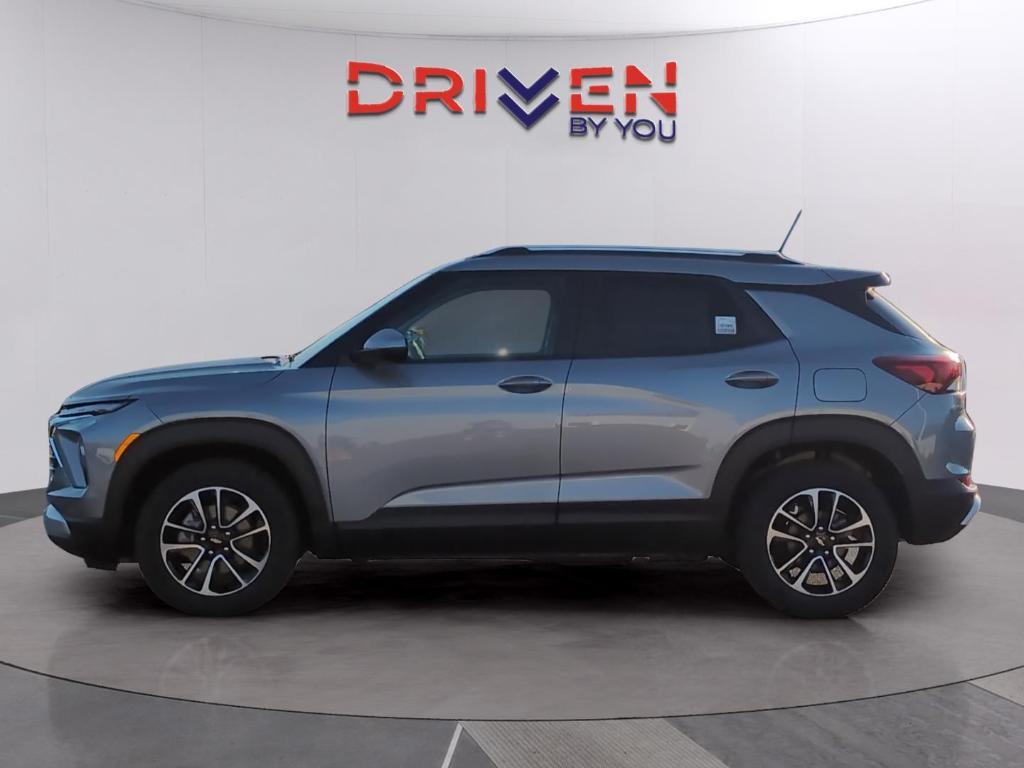 new 2026 Chevrolet TrailBlazer car, priced at $27,405