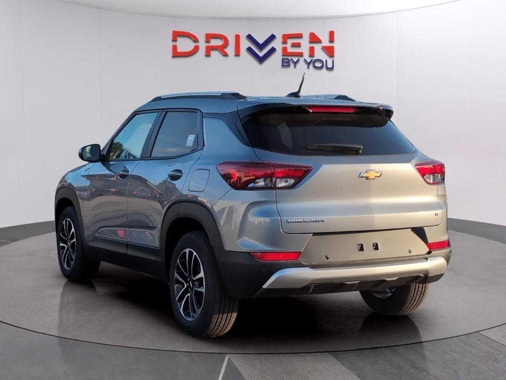 new 2026 Chevrolet TrailBlazer car, priced at $27,405