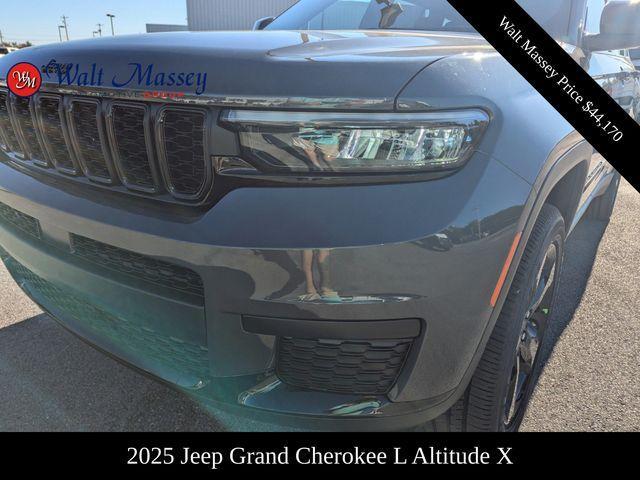 new 2025 Jeep Grand Cherokee L car, priced at $44,170