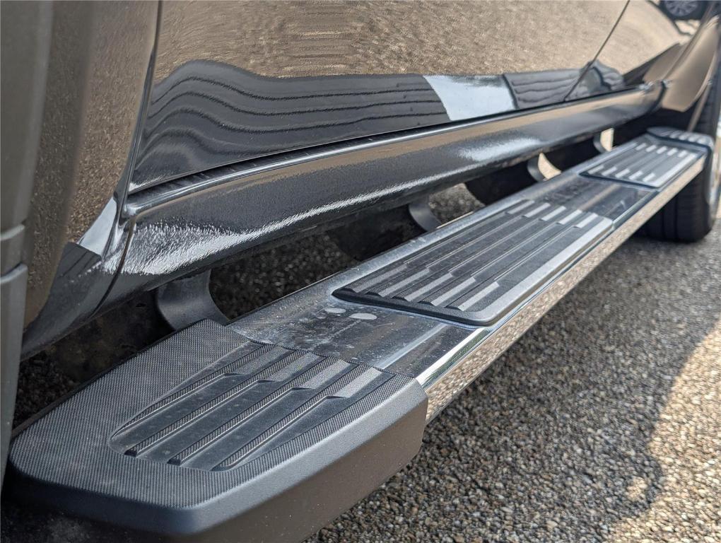 used 2021 GMC Sierra 1500 car, priced at $31,899