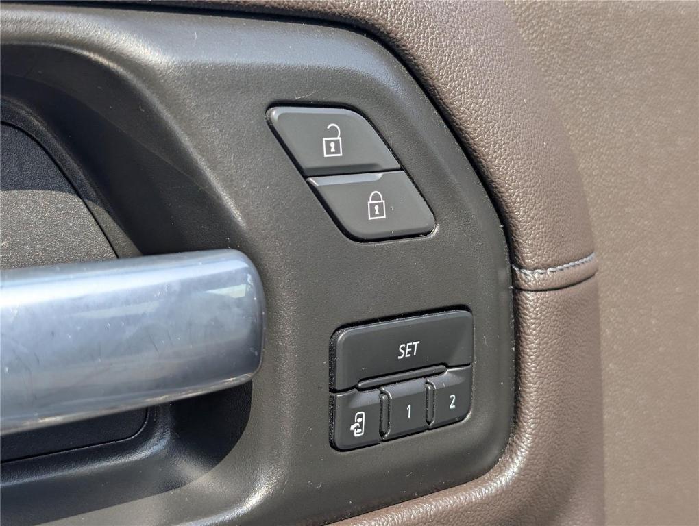 used 2021 GMC Sierra 1500 car, priced at $31,899