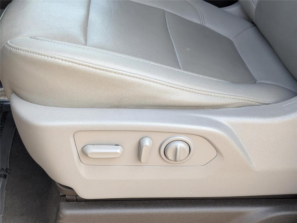 used 2021 GMC Sierra 1500 car, priced at $31,899