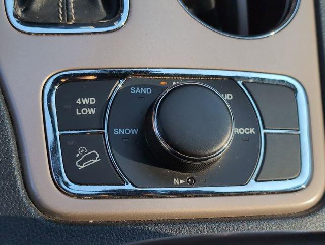 used 2017 Jeep Grand Cherokee car, priced at $15,999