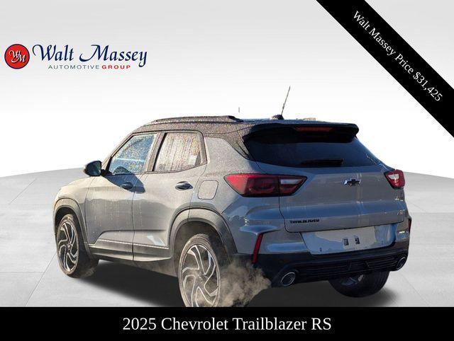 new 2025 Chevrolet TrailBlazer car, priced at $31,425