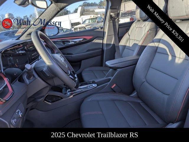 new 2025 Chevrolet TrailBlazer car, priced at $29,351