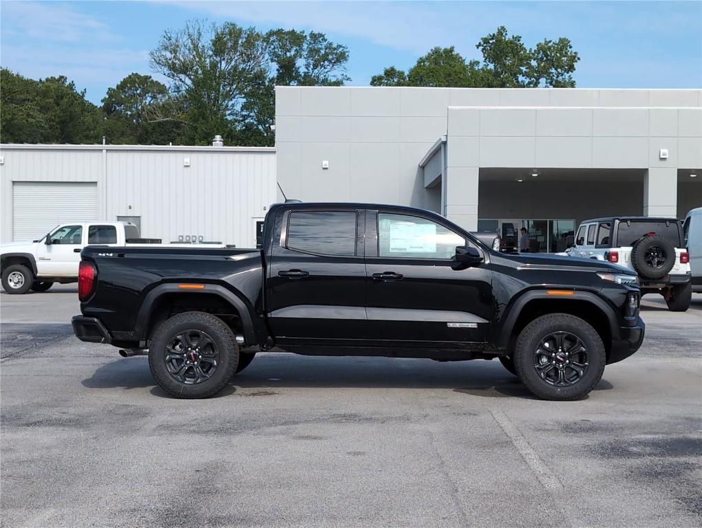 new 2025 GMC Canyon car, priced at $43,329