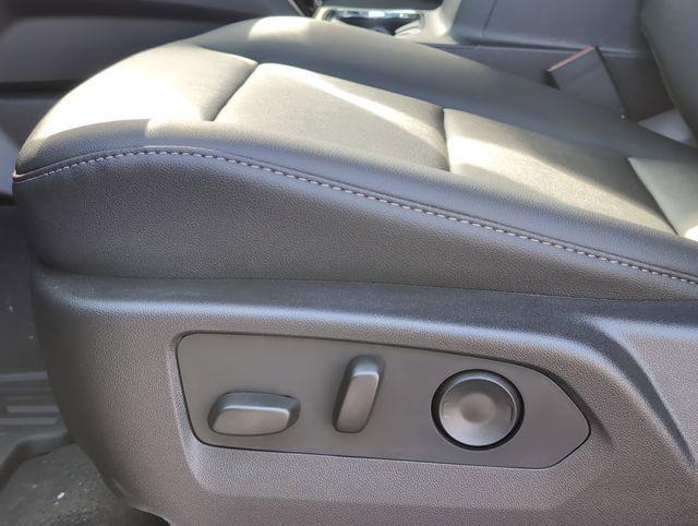 new 2025 GMC Canyon car, priced at $45,329