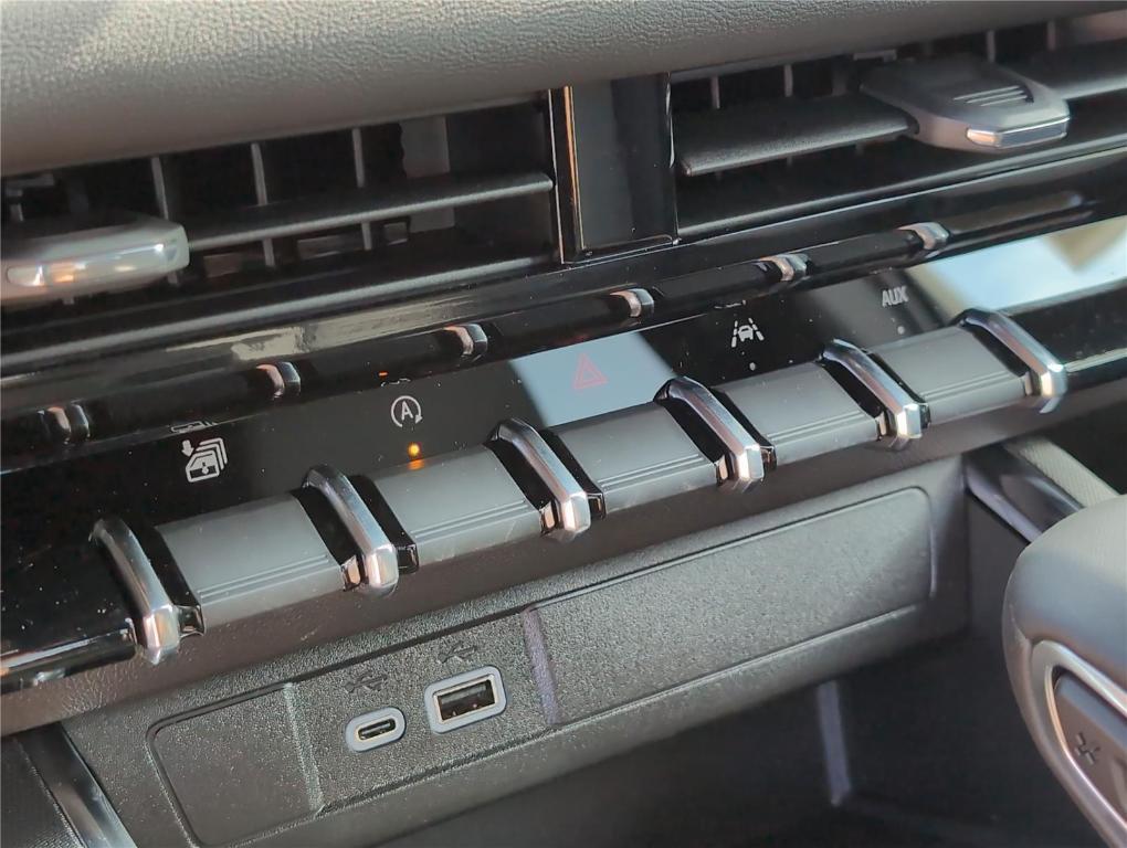 new 2025 GMC Canyon car, priced at $43,329
