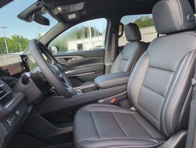new 2025 Chevrolet Traverse car, priced at $47,524