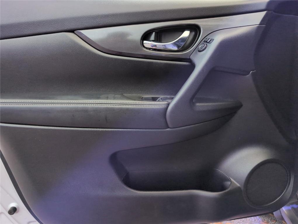 used 2017 Nissan Rogue car, priced at $8,999