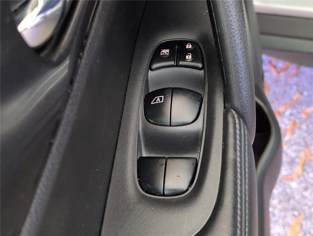 used 2017 Nissan Rogue car, priced at $8,999