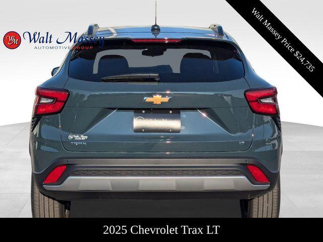 new 2025 Chevrolet Trax car, priced at $24,735