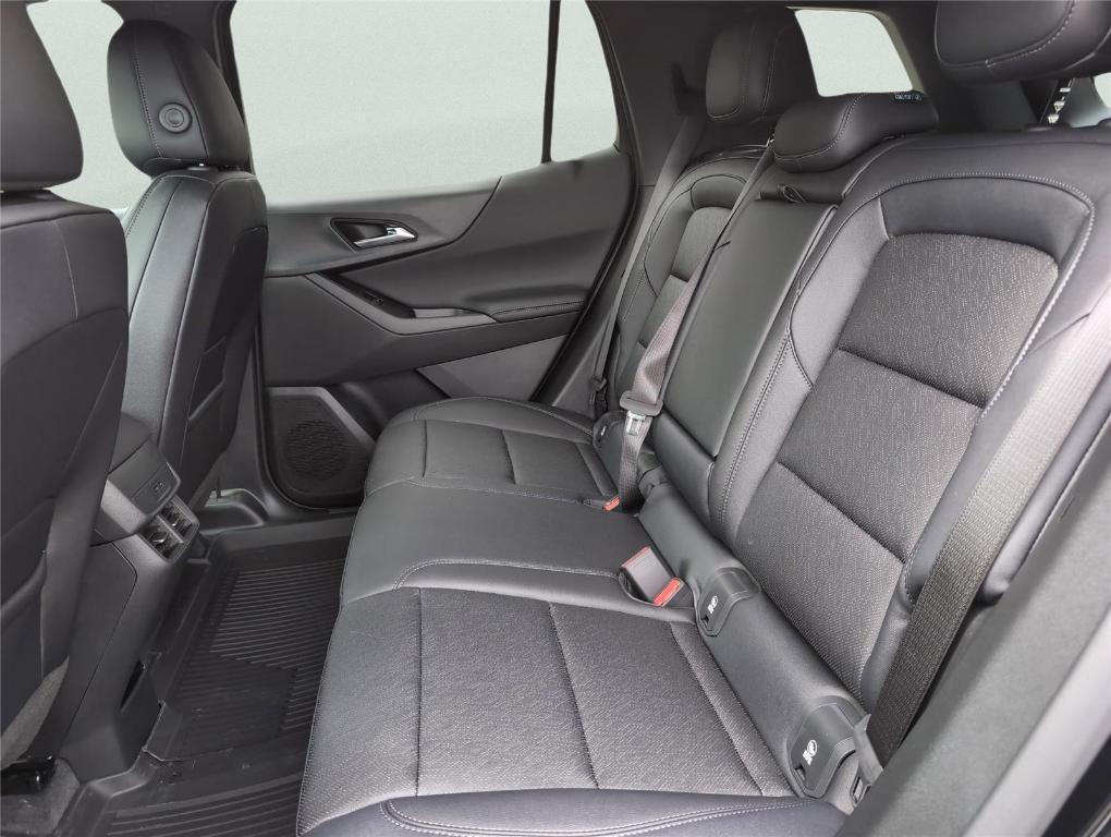 new 2026 Chevrolet Equinox car, priced at $31,387