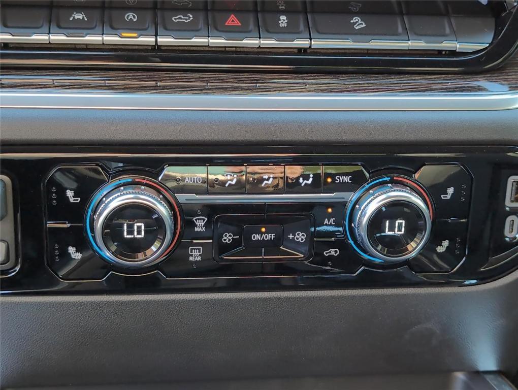 new 2026 GMC Sierra 1500 car, priced at $52,319