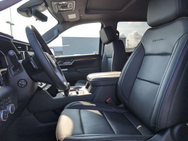 new 2025 GMC Sierra 1500 car, priced at $67,500
