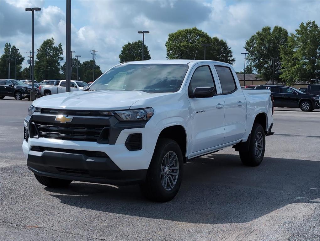 new 2025 Chevrolet Colorado car, priced at $33,048