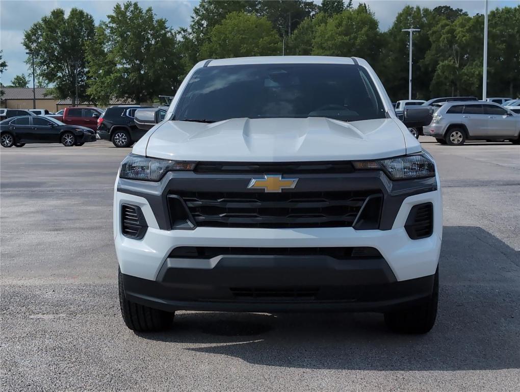 new 2025 Chevrolet Colorado car, priced at $33,048