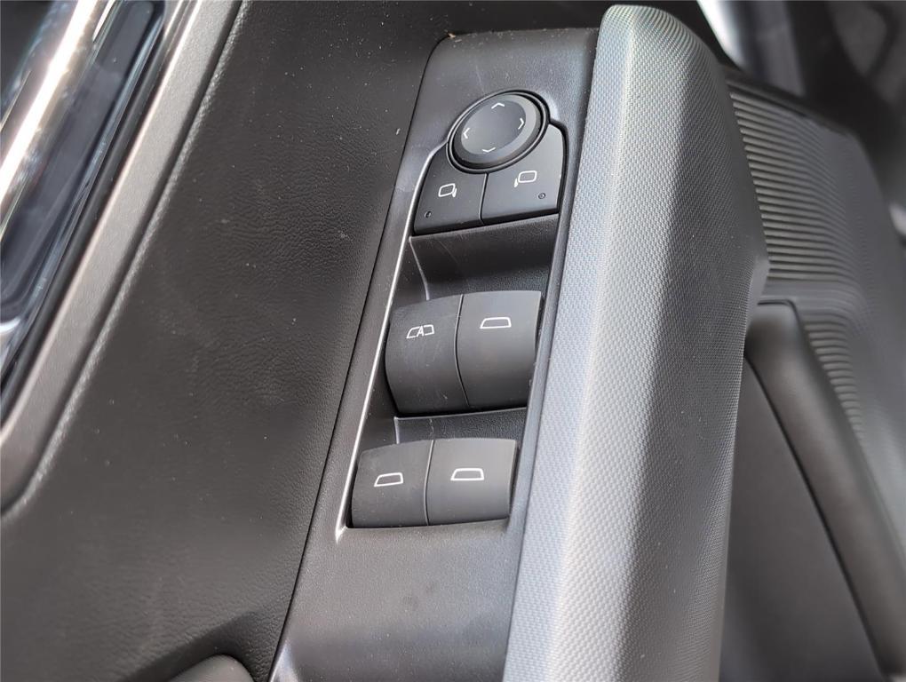 new 2025 Chevrolet Colorado car, priced at $32,618