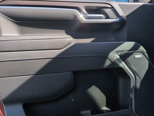 new 2025 GMC Sierra 1500 car, priced at $59,624