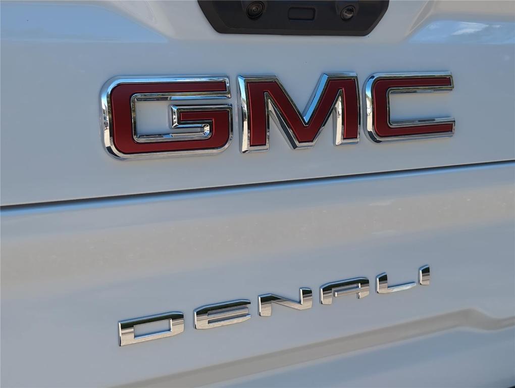 new 2026 GMC Sierra 2500 car, priced at $87,954