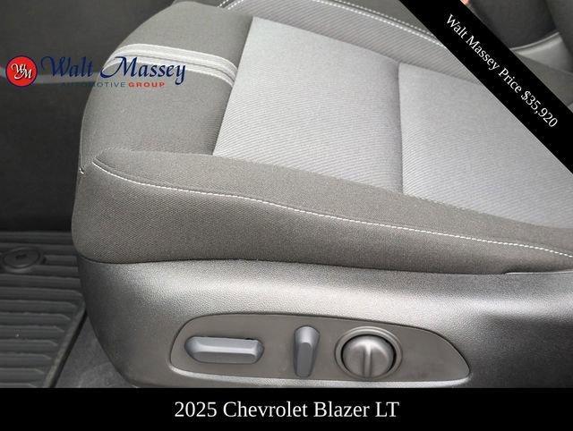 new 2025 Chevrolet Blazer car, priced at $35,920