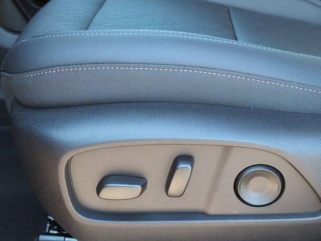new 2025 Chevrolet Equinox car, priced at $30,872