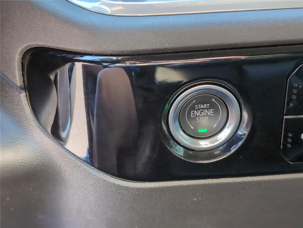 used 2023 GMC Sierra 1500 car, priced at $49,399