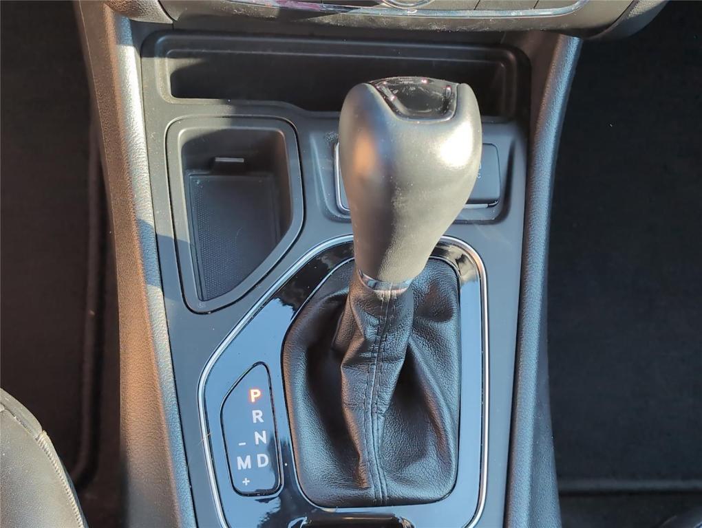 used 2020 Jeep Cherokee car, priced at $15,699