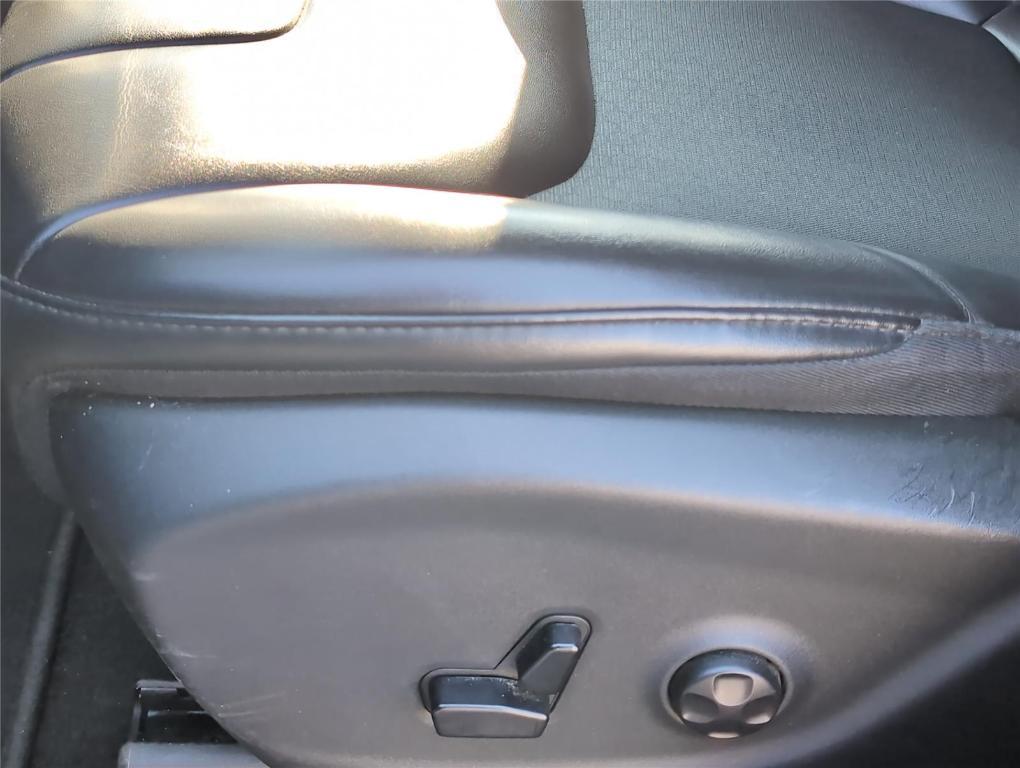 used 2020 Jeep Cherokee car, priced at $15,699