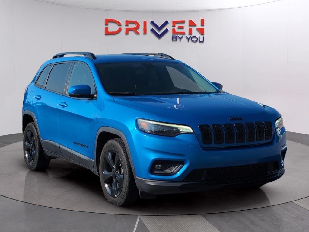 used 2020 Jeep Cherokee car, priced at $15,699