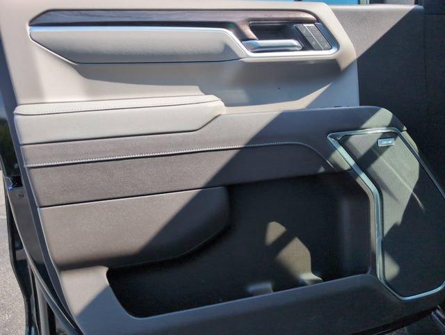 new 2025 Chevrolet Silverado 1500 car, priced at $60,554