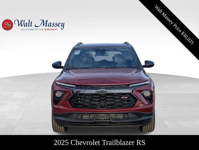 new 2025 Chevrolet TrailBlazer car, priced at $30,025