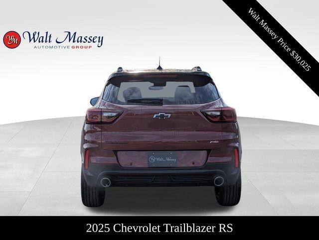 new 2025 Chevrolet TrailBlazer car, priced at $30,025